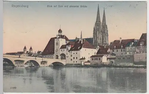 (41985) AK Regensburg, Blick auf Dom u. steinerne Brücke, 1906