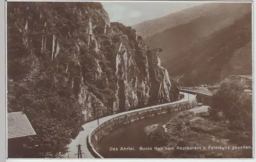 (95631) Foto AK Ahrtal, Bunte Kuh vom Rest. Zur Felsidylle gesehen, vor 1945