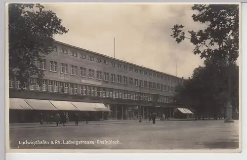 (89958) Foto AK Ludwigshafen, Rheinblock i.d. Ludwigstraße, 1931