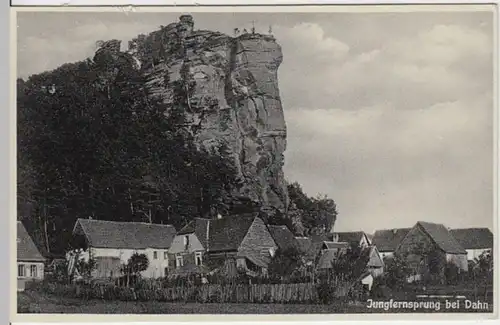 (4933) AK Dahn, Jungfernsprung, Ortsansicht, vor 1945