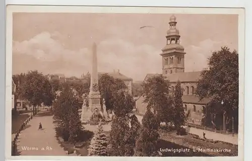 (111092) AK Worms, Ludwigsplatz u. Martinskirche 1942