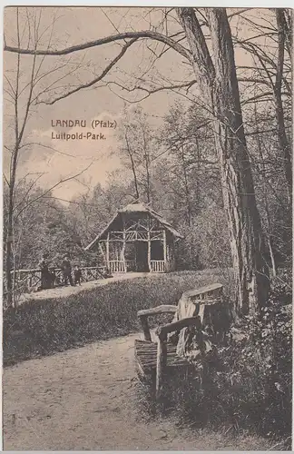 (109820) AK Landau, Pfalz, Luitpoldpark, Luitpold Park, Bank, vor 1945