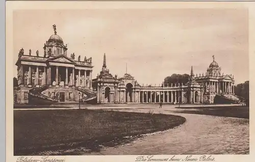 (84318) AK Potsdam, Sanssouci, Neues Palais, Communs, vor 1945