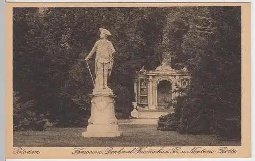 (6657) AK Potsdam, Sanss., Friedrichdenkmal, Neptunsgrotte, vor 1945