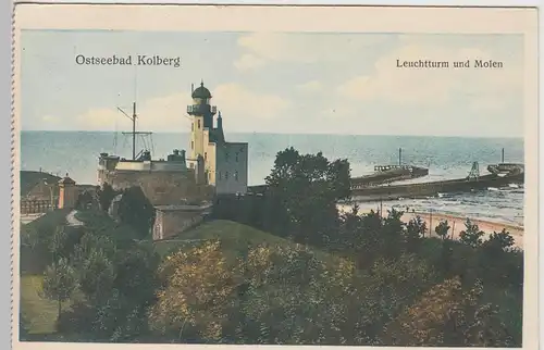 (105458) AK Ostseebad Kolberg, Kolobrzeg, Leuchtturm und Molen, aus Kartenheft