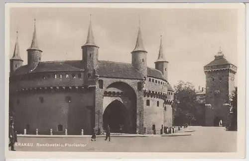 (35968) Foto AK Krakau, Kraków, Rundbastei u. Floriantor, Feldpost 1940er
