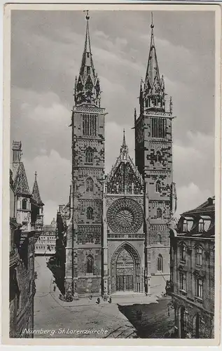 (77258) AK Nürnberg, St. Lorenzkirche