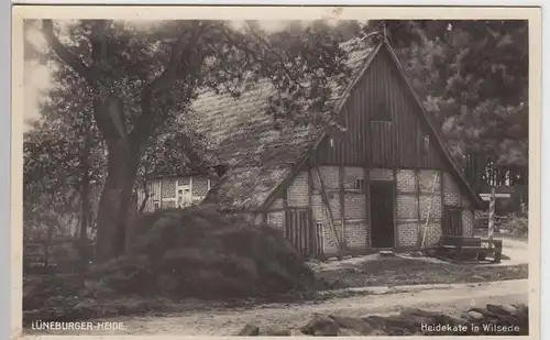 (98244) Foto AK Lüneburger Heide, Heidekate in Wilsede, vor 1945