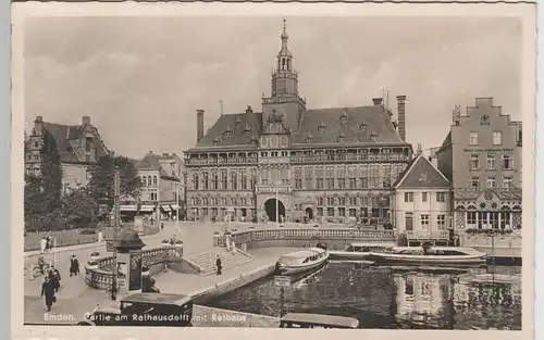 (74083) Foto AK Emden, Partie am Rathausdelft mit Rathaus, 1941