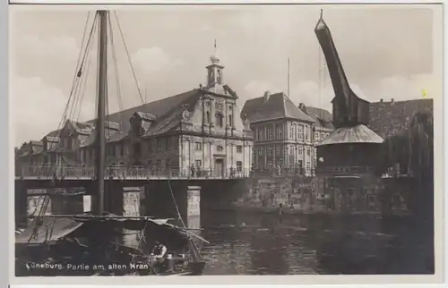 (5952) Foto AK Lüneburg, Kaufhaus, Kran 1929