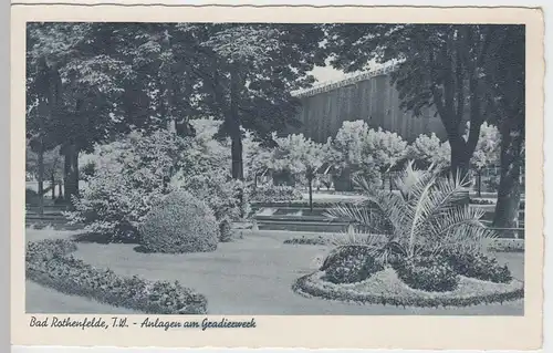 (52786) AK Bad Rothenfelde, Anlagen am Gradierwerk, vor 1945