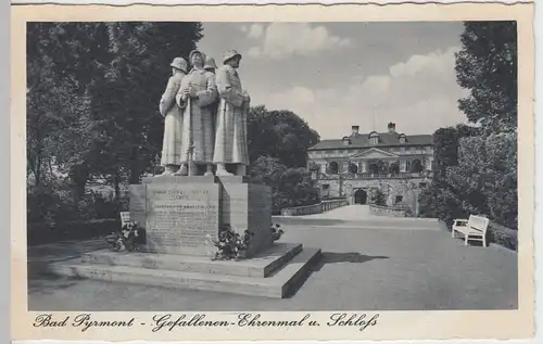 (43767) AK Bad Pyrmont, Kriegerdenkmal, Schloss, ab 1918