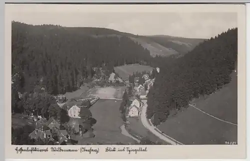 (24759) Foto AK Wildemann, Blick ins Spiegeltal, Hotel Waldgarten, v. 1945