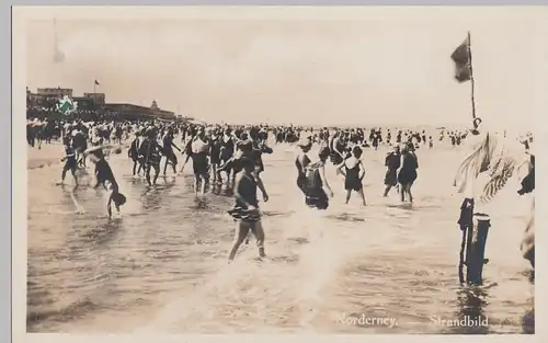 (112325) Foto AK Norderney, Badegäste 1934