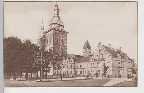 (104402) Foto AK Osnabrück, Dom mit Domhof, 1920er