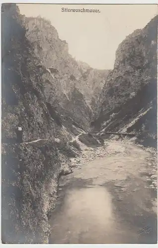 (105914) Foto AK Stierwaschmauer, Schlucht, Fluss, vor 1945