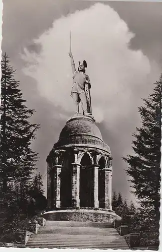 (54230) Foto AK Hiddesen, Hermannsdenkmal, 1953