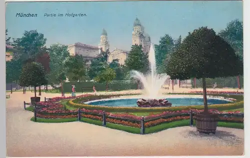 (84558) AK München, Partie im Hofgarten, vor 1945