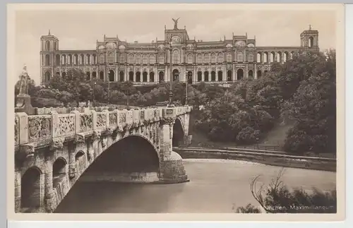 (84547) Foto AK München, Maximilianeum, Maximiliansbrücke, vor 1945