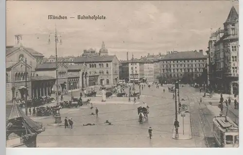 (74232) AK München, Bahnhofsplatz, 1914