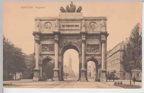 (107513) AK München, Siegestor, vor 1945