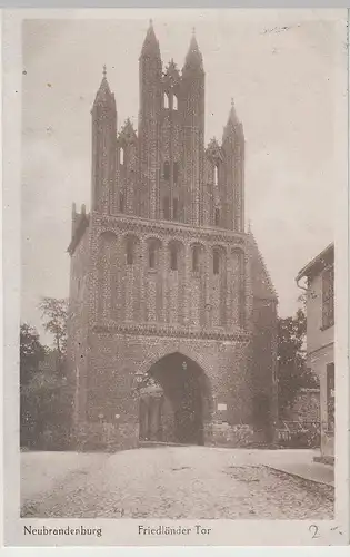 (80089) AK Neubrandenburg, Friedländer Tor, 1920