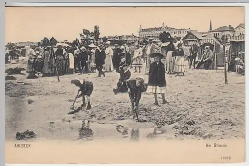 (21250) AK Ahlbeck, Heringsdorf, Am Strand, um 1905