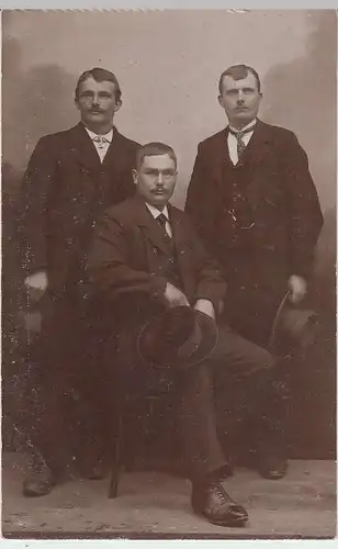 (37405) orig. Foto drei Männer, Kabinettfoto, vor 1945