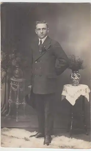 (37392) orig. Foto junger Mann, Kabinettfoto, vor 1945