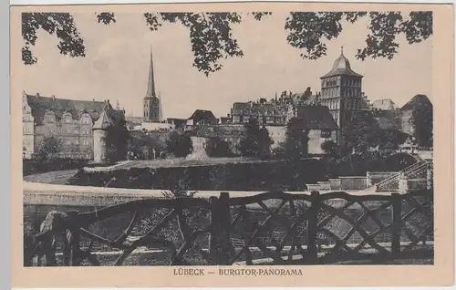 (100049) AK Lübeck, Burgtor Panorama, vor 1945