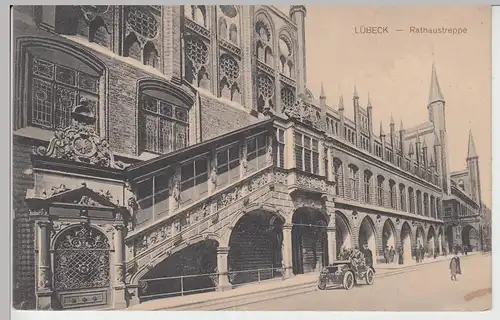 (100048) AK Lübeck, Rathaus, Treppe, vor 1945