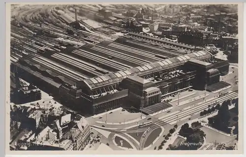 (106584) Foto AK Leipzig, Hauptbahnhof, Fliegeraufnahme, 1930