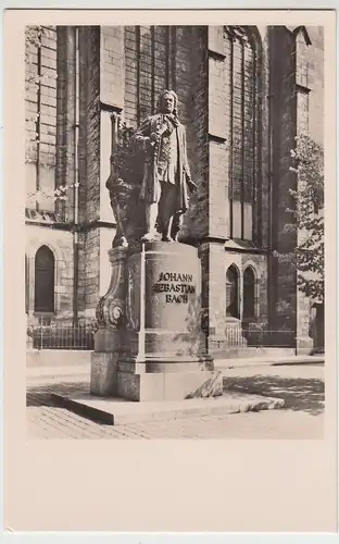 (100679) Foto AK Leipzig, Bachdenkmal an der Thomaskirche, vor 1945