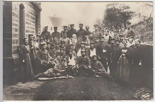 (21872) Foto AK Militaria, Gruppenfoto Lazarett 1914-18