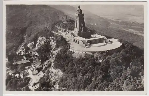 (52495) Foto AK Steinthaleben, Kyffhäuserdenkmal, Luftbild 1930er