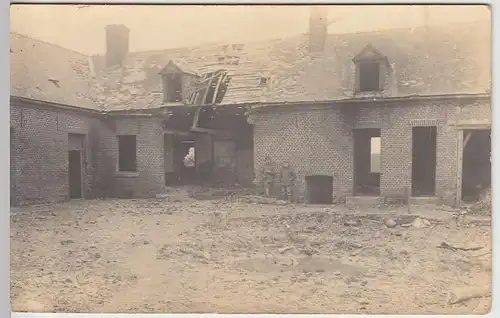 (36735) orig. Foto 1.WK zerstörtes Gebäude, 1914-18