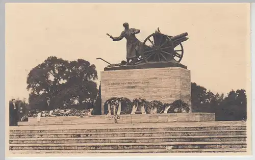 (113960) Foto AK Köln, Denkmal Der Deutschen Feldartillerie 1936-45