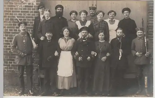 (81379) orig. Foto Kinder und Jugendliche in Verkleidung, vor 1920