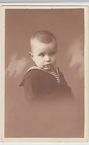 (35953) Foto AK Portrait kl. Junge Horst Maurer, Fotograf R. Does, Alzey 1920er