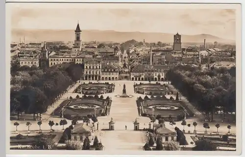 (51711) Foto AK Karlsruhe, Blick vom Schloss auf Schlossgarten, 1937