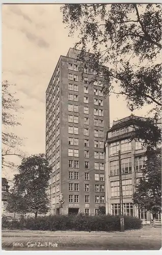 (105996) Foto AK Jena, Carl Zeiß Platz 1956