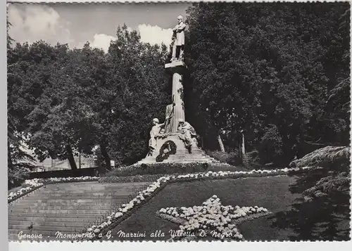 (106184) Foto AK Genova, Monumento a G. Mazzini, nach 1945