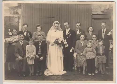 (39910) Foto AK Hochzeit, Gruppenbild, Fotograf Geilshausen