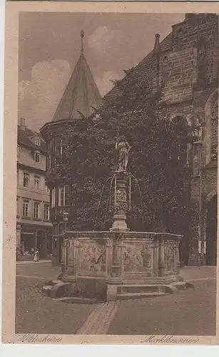 (69757) AK Hildesheim, Rolandsbrunnen am Rathaus 1923