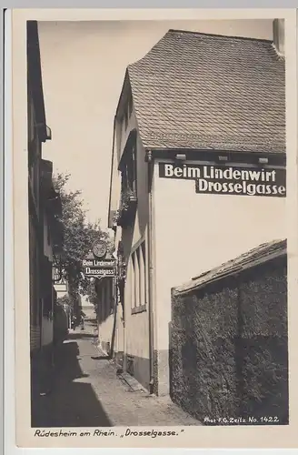 (108983) Foto AK Rüdesheim am Rhein, Beim Lindenwirt, Drosselgasse, vor 1945