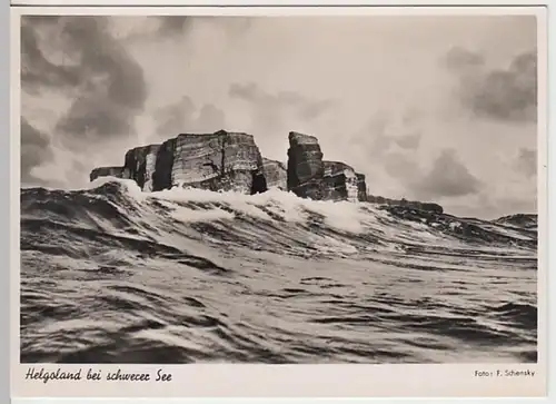 (23143) Foto AK Helgoland, bei schwerer See, nach 1945