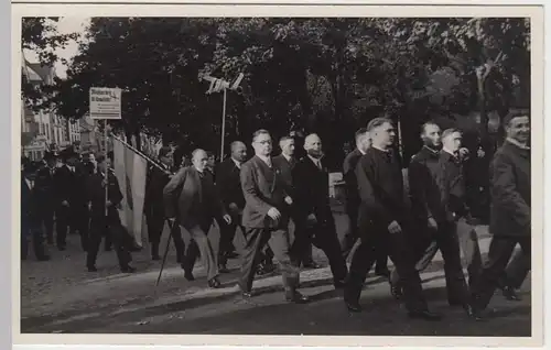 (46823) Foto AK Umzug, Parade der Schneider "Maßarbeit ist Qualität", vor 1945