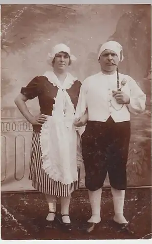 (28772) orig. Foto Otto und Marta in Verkleidung, Müller, Holländerin 1930