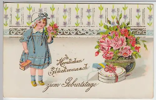 (19711) AK Geburtstag, Prägekarte, Mädchen, Blumen, Geschenke 1921