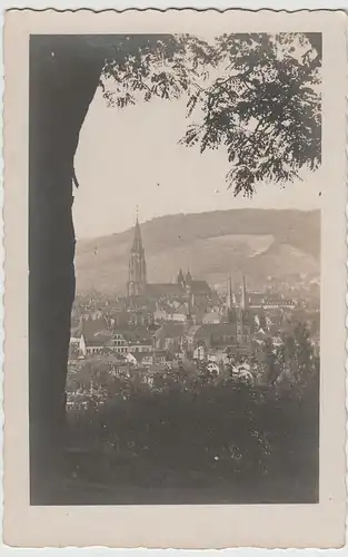 (83986) Foto AK Freiburg, Breisgau, Stadtansicht, Münster, v. 1945